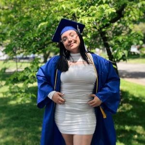 Meet your Posher, Jenny